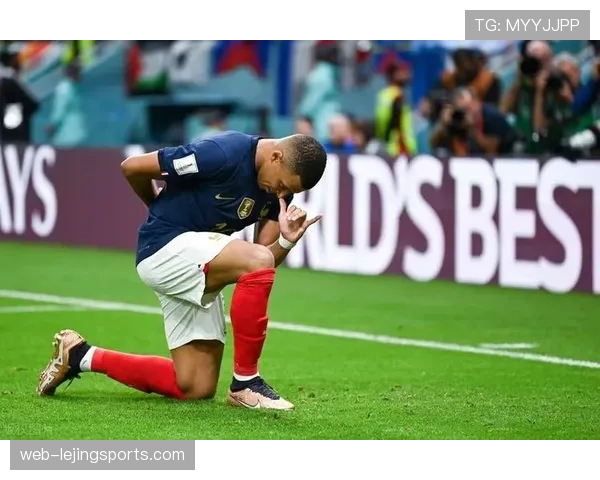 姆巴佩欧冠七场轰入13球 领跑射手榜展现巅峰状态