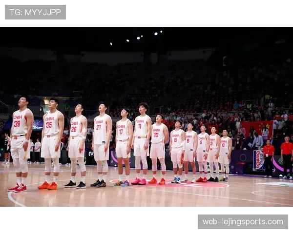 中国男篮篮板拼抢积极性增强，二次进攻机会转化为得分保障